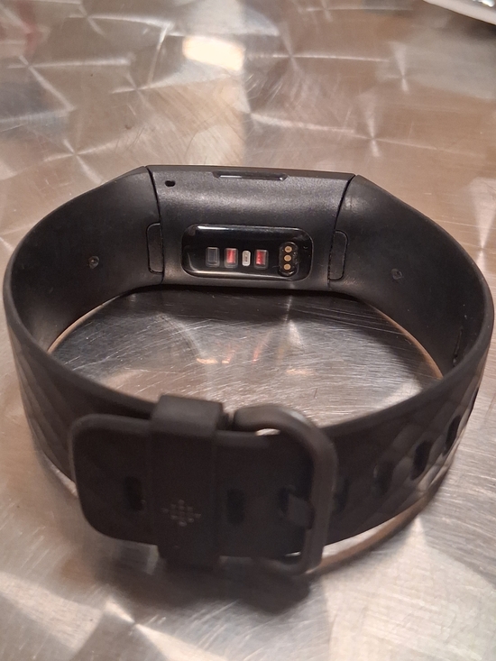 Like New Black Fitbit Charge 4 main image 9